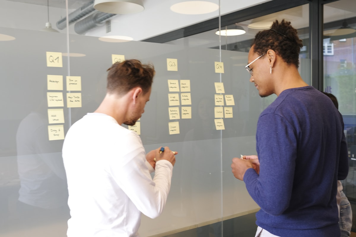 AI Product Owner: How AI Is Automating the Tactical Side of the PO Role